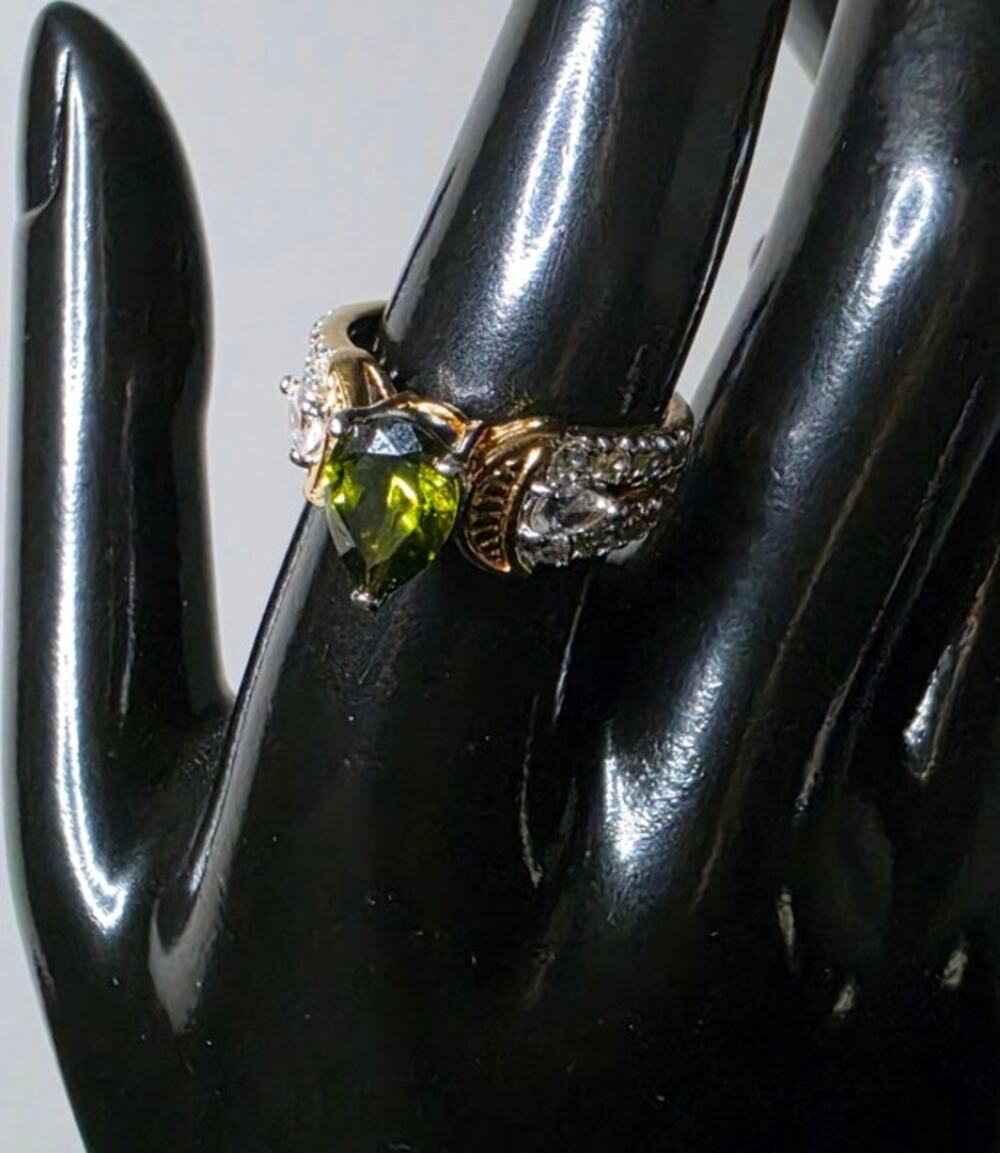 "Gems en Vogue" Pear Cut Russian Chrom Diopside 14K Gold Over 925 Size 8